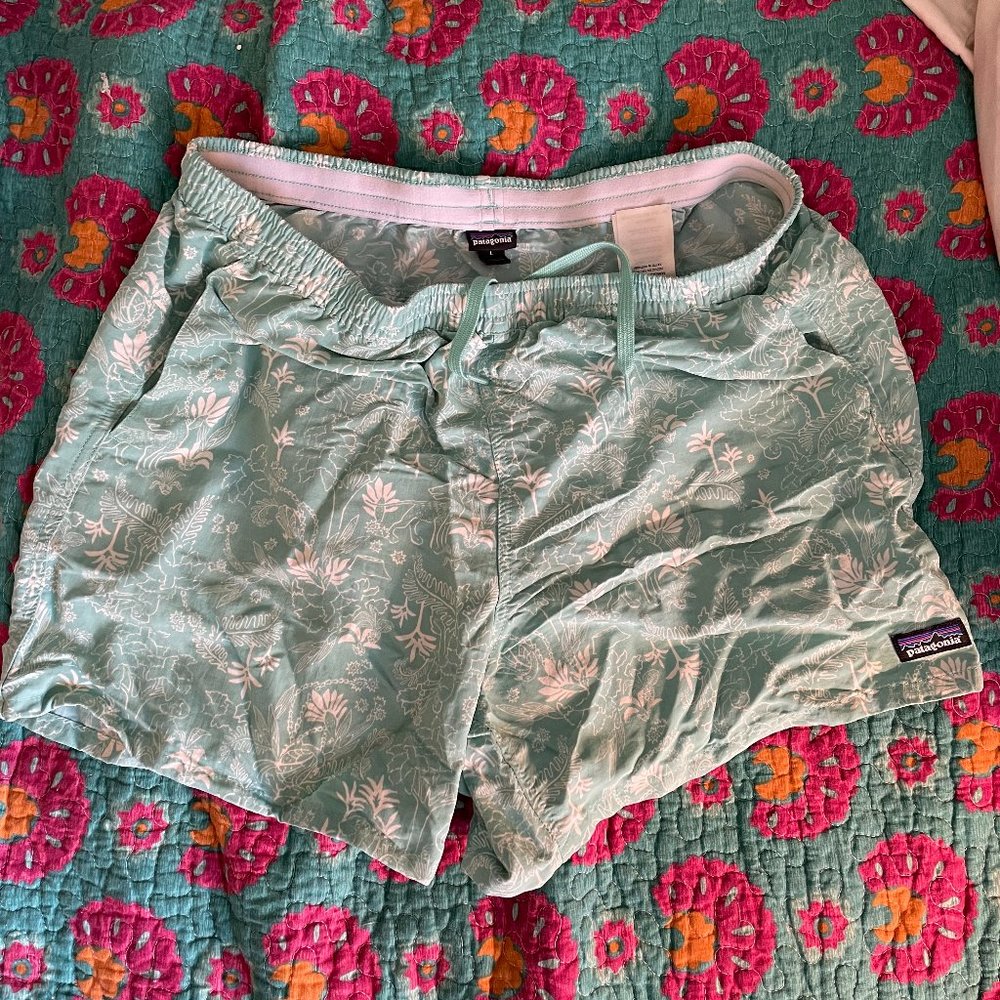 Barely worn Patagonia boardshorts